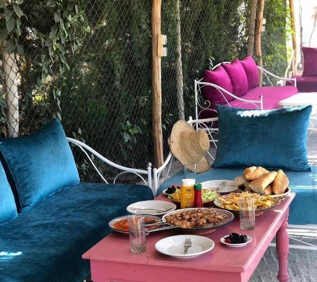 پانسیون Auberge Touristique Zriouila