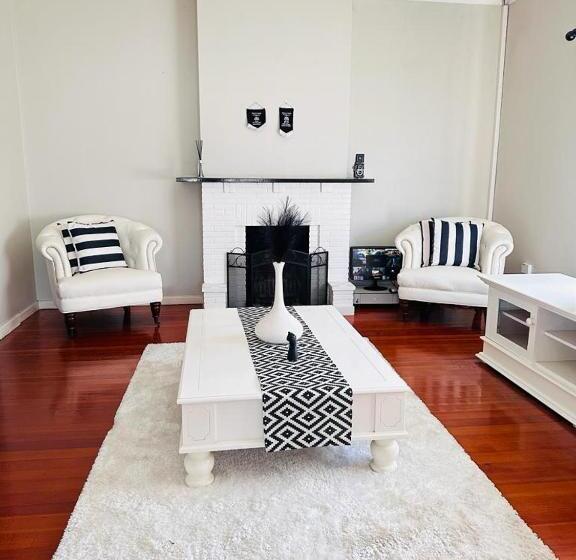 פנסיון Bella Ru Boutique Guesthouse