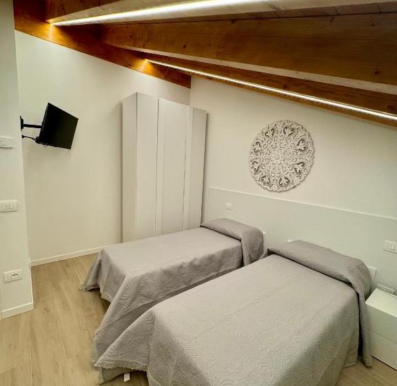 פנסיון Camerini Guest House