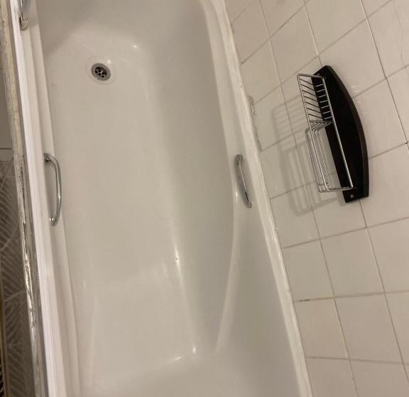 ペンション Comrades Oasis Guest House