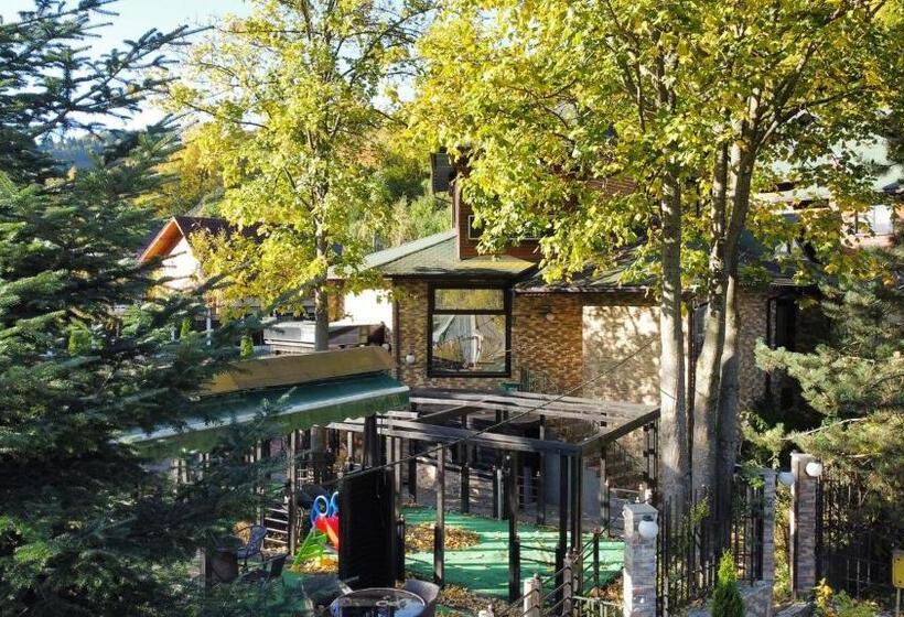 بنسيون Hillden Lodge &restaurant