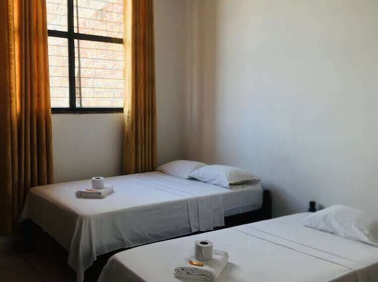 پانسیون Hospedaje Manly Paradise