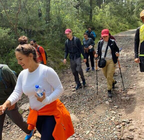 بنسيون Hostal La Roca