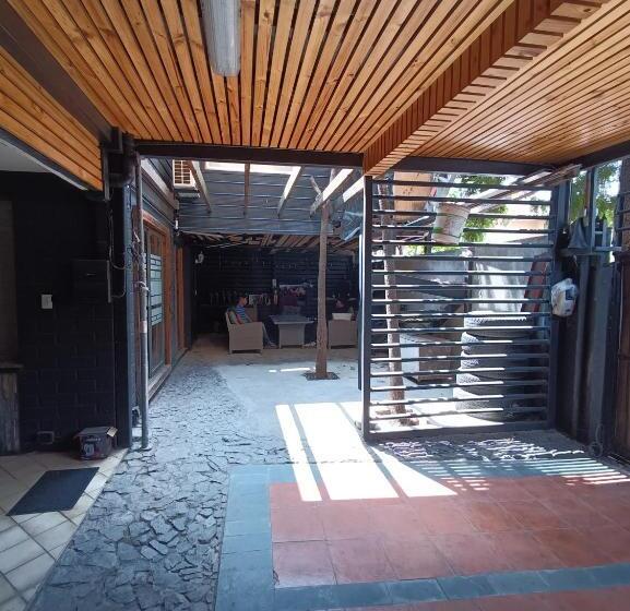 پانسیون Hostel Enea Homes