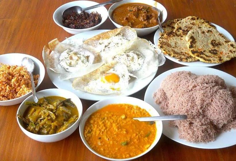 ペンション Jj Villa Aluthgama