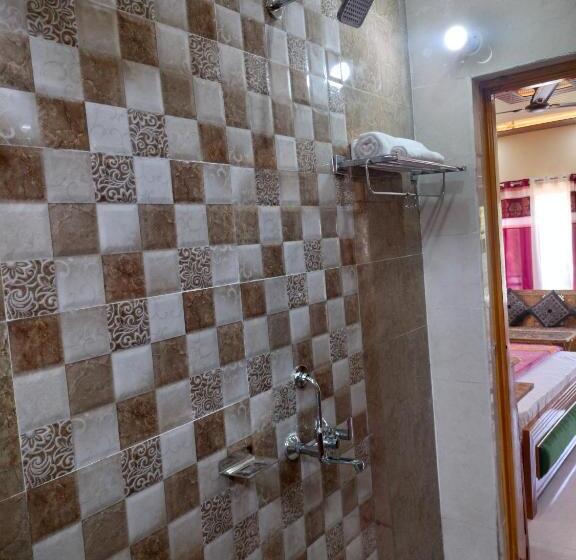 פנסיון Kaafal Hotel & Restaurant