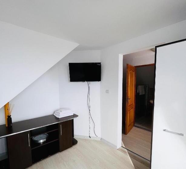 بنسيون La Baciu