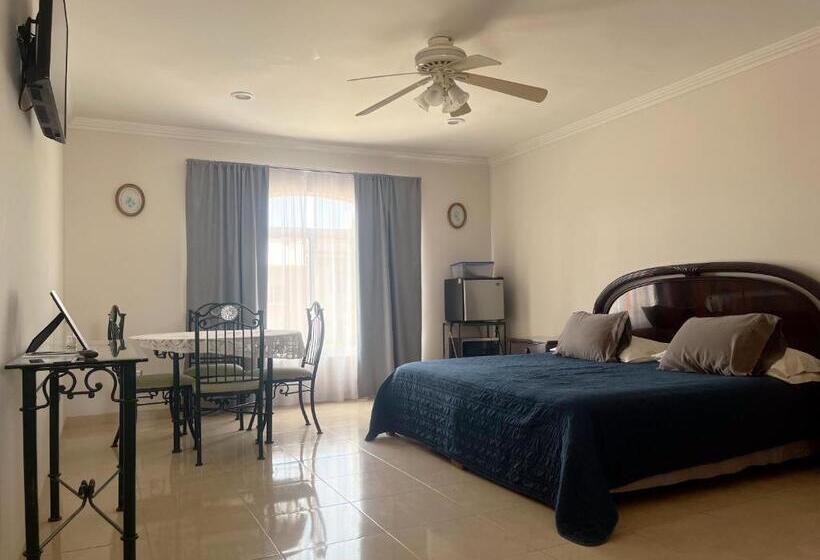 بنسيون La Casa Bonita De Pueblo Nuevo