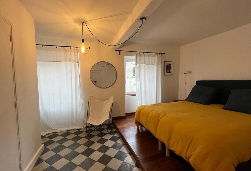 פנסיון Le Creux Des Grives