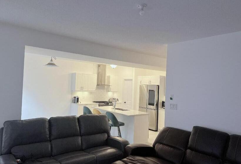 پانسیون Light House