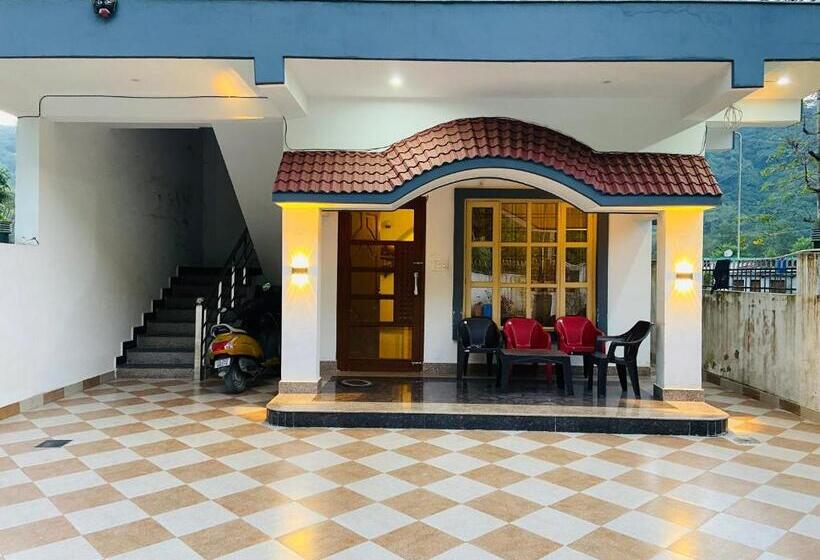 ペンション Mount View