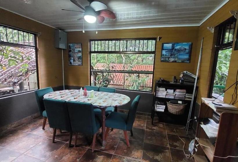 بنسيون Perla Verde Hostel Sarapiquí