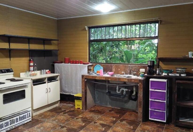 بنسيون Perla Verde Hostel Sarapiquí