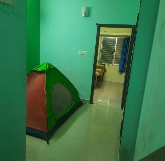 פנסיון Sk Homes