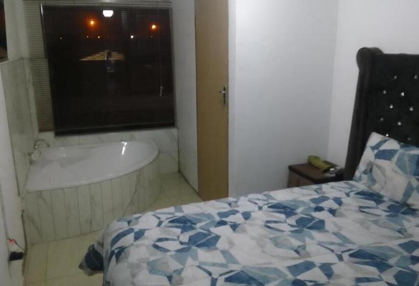 膳宿费 Thiwani Guest House