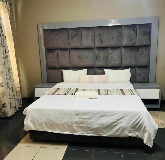 ペンション Trmotel