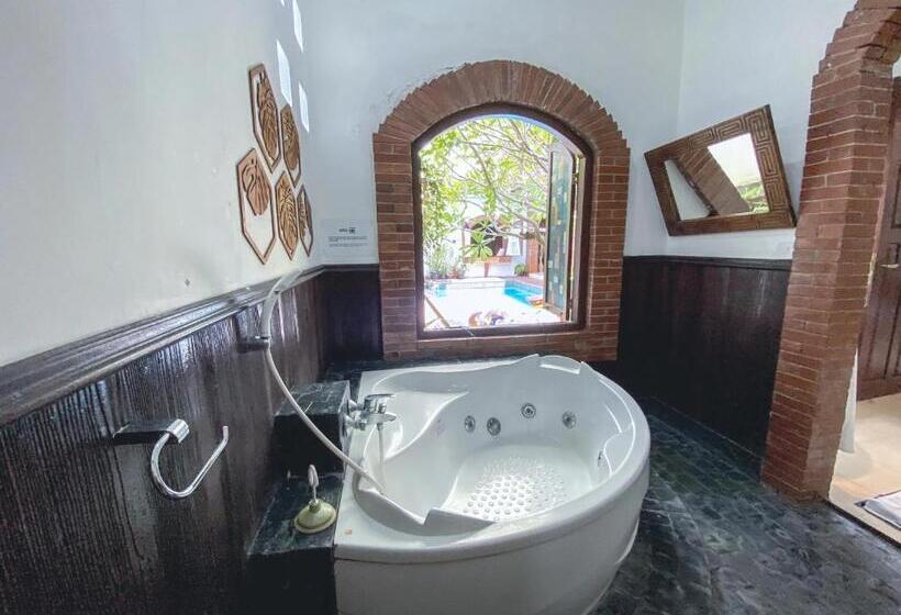 پانسیون Ubu Villa Balirejo At Yogyakarta City Center