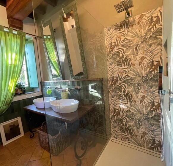 펜션 B&b Villa La Canonica A Padernello