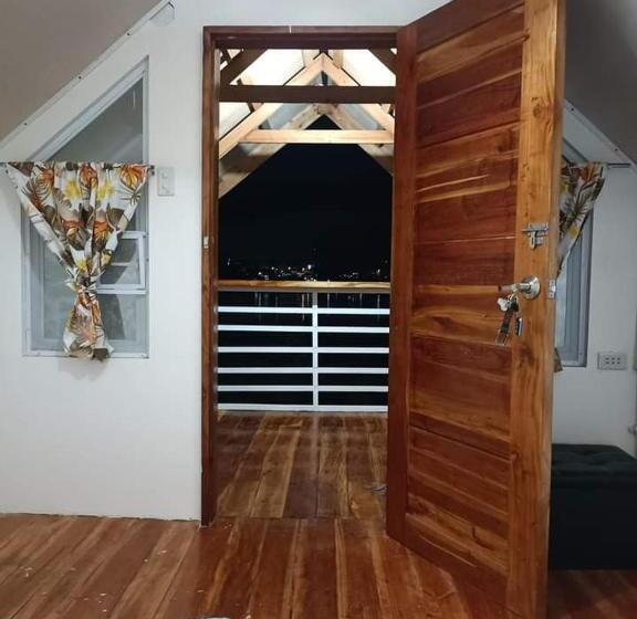 پانسیون Wooden Guest House Gasa