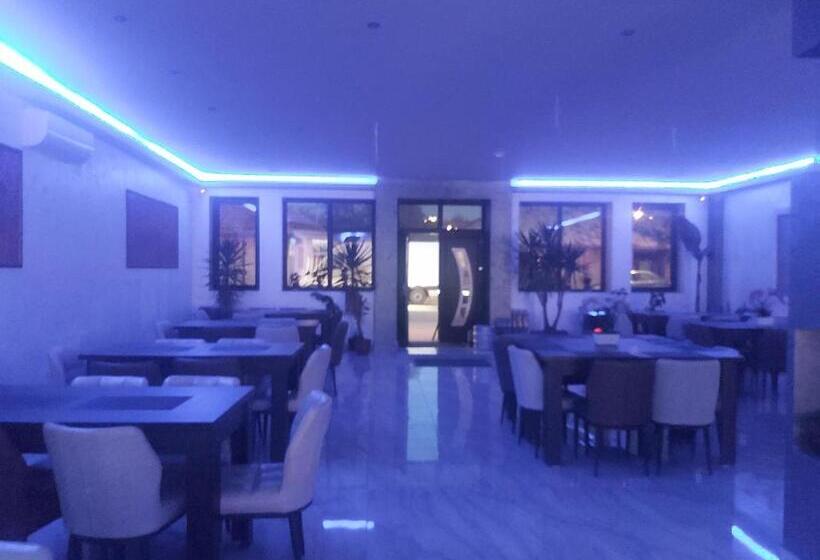 Pensiune Sara Daymond