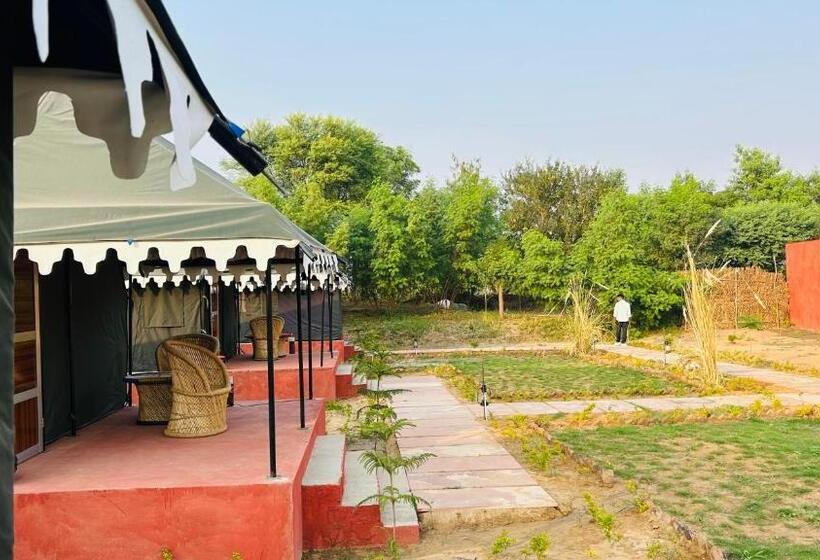 Pritampalace Resort