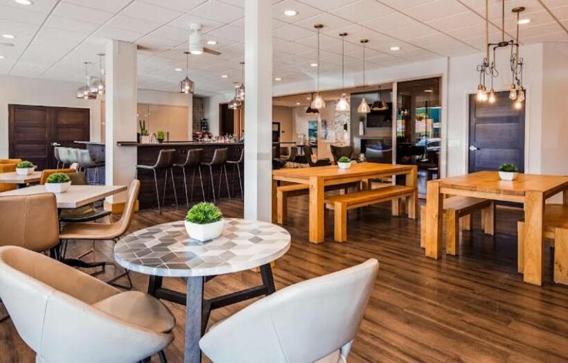 Rapid City Hotel Luxury Private Suites