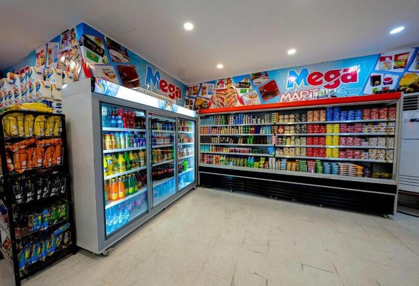 استراحتگاه Rusica Park