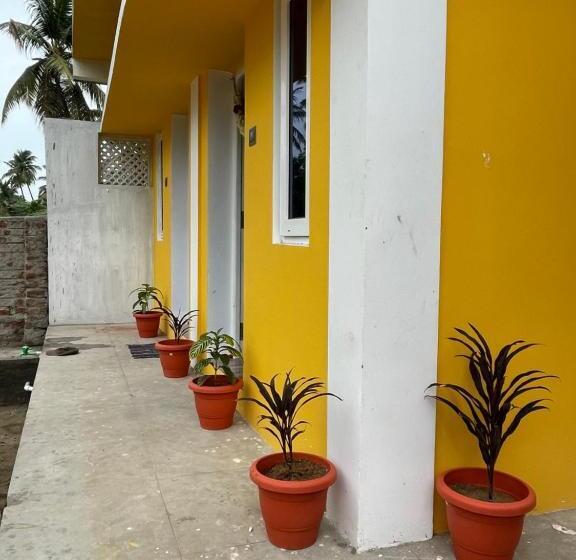 Selvas Eden Resort With River View Near Boat House