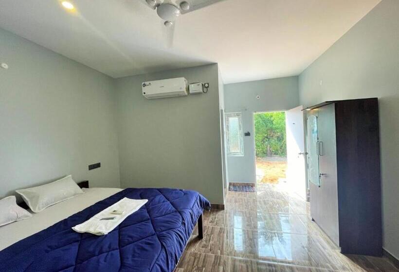 Selvas Eden Resort With River View Near Boat House