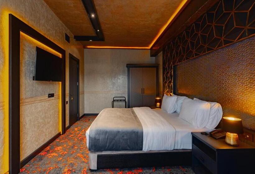 Tapis Rouge Hotel   Luxury Rooms