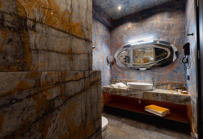 Tapis Rouge Hotel   Luxury Rooms