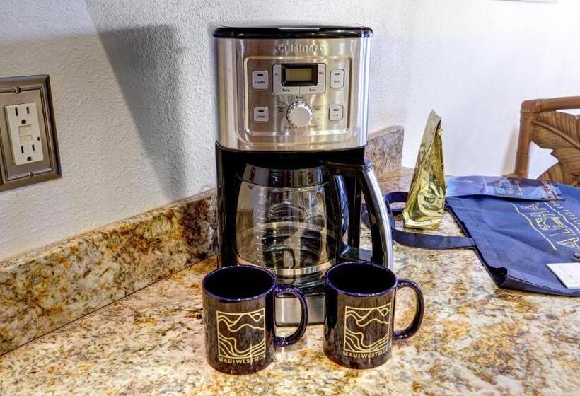 The Whaler Resort: Suite 515~studio With Stunning Center Courtyard & Ocean Views