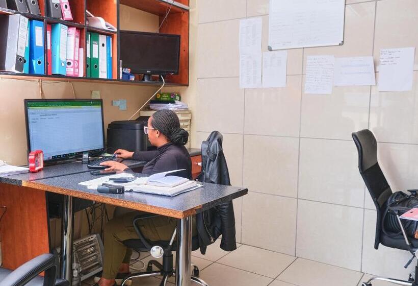 هاستل Lp Backpackers Accommodation