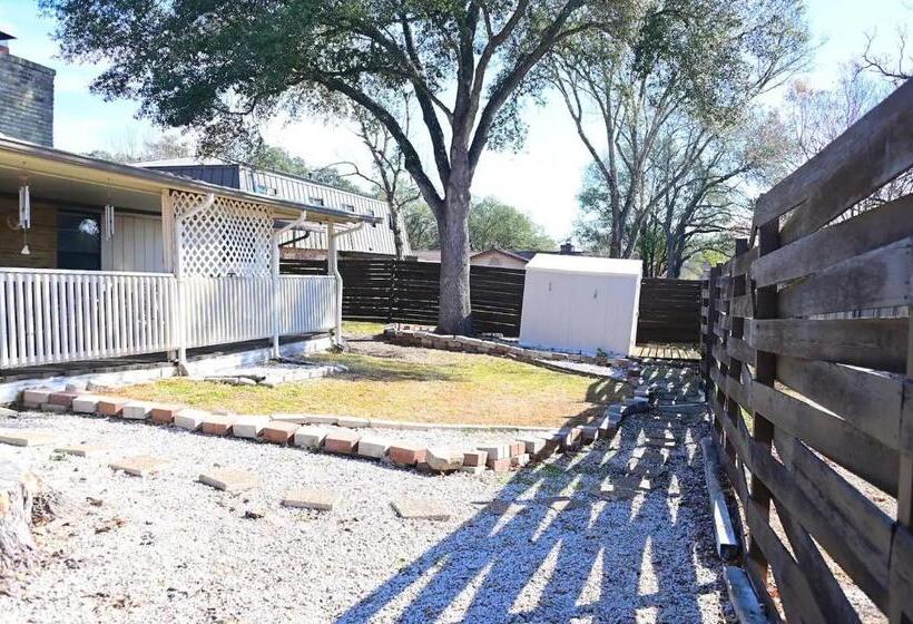 ユースホステル San Antonio: Fully Furnished 4br Perfect For Fams