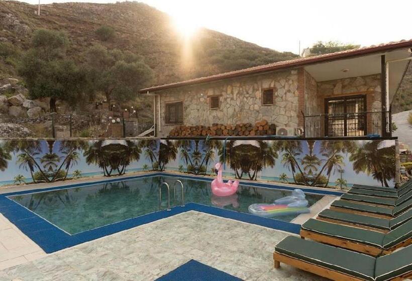 مبيت وإفطار Babota Bouti̇que