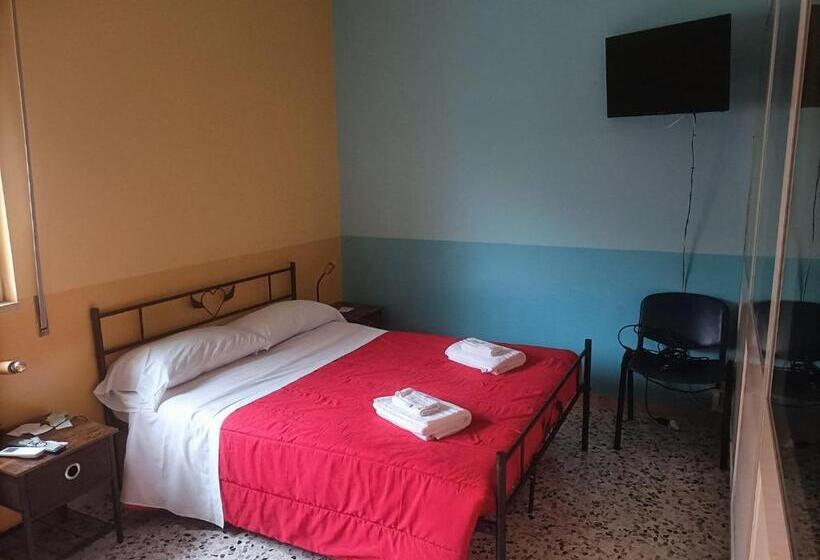 مبيت وإفطار Casa D Alunzio   Case Per Ferie In Ospitalita  Diffusa
