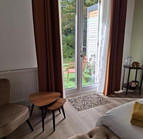 민박 Le Pré Du Buis