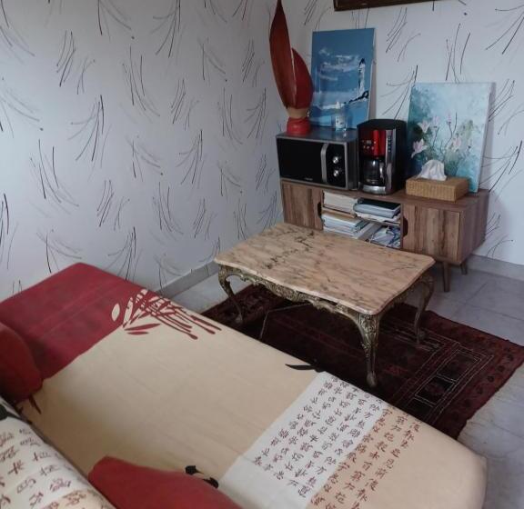 مبيت وإفطار Maison Individuelle