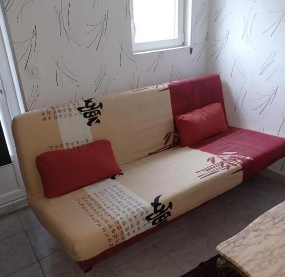 مبيت وإفطار Maison Individuelle