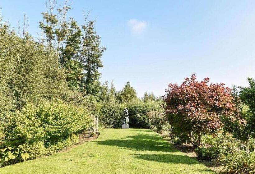 ベッドアンドブレックファースト The Old Rectory