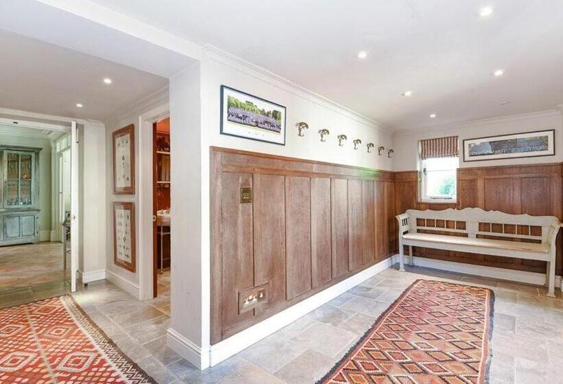 ベッドアンドブレックファースト The Old Rectory