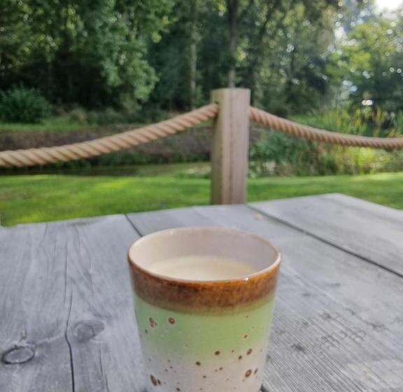 צימר Tiny House Aan Het Zuidlaardermeer   Vlakbij Groningen