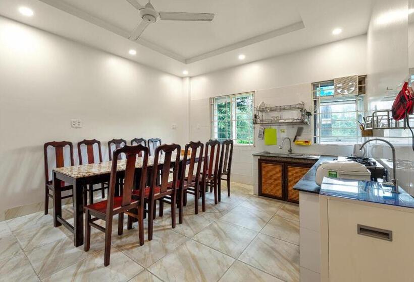 تختخواب و صبحانه Victoria Homestay 63 Tran Hung Dao 1 Minute Walking To Beach