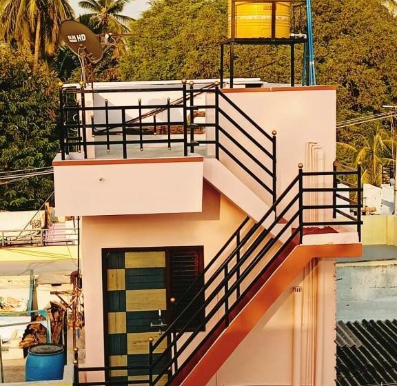 مبيت وإفطار Vidya Homestay