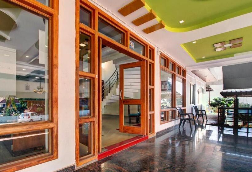 Collection O Hotel Partha International