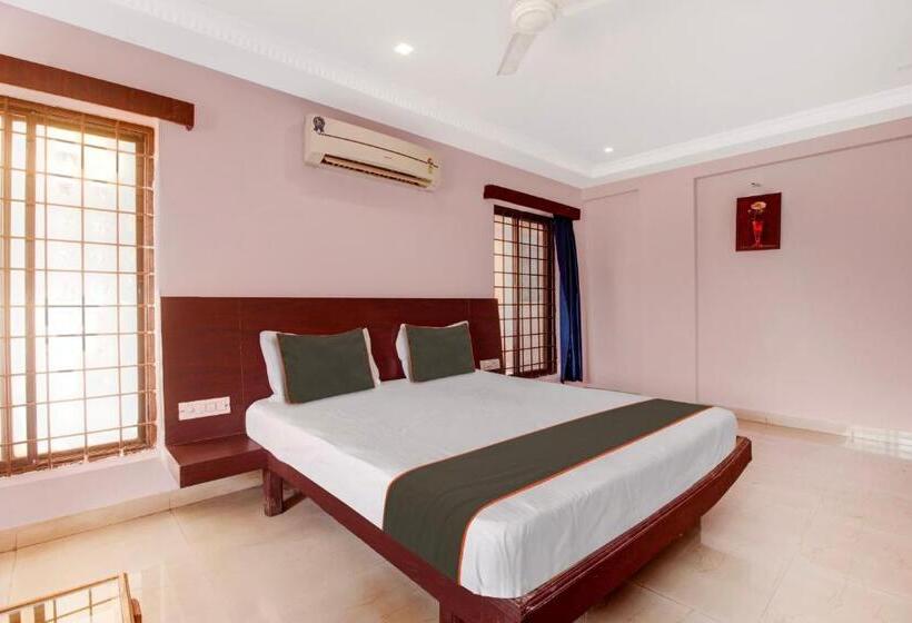 Collection O Hotel Partha International