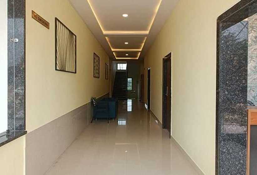 Fabhotel Mint Park Nr Nmims College