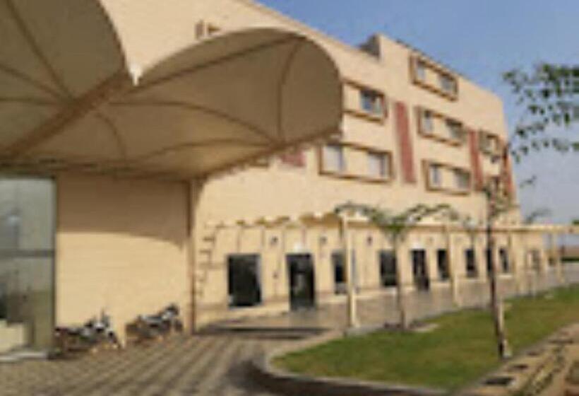 Grand Bhelsa Hotel & Resorts, Hasnabad