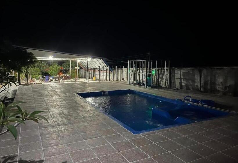 Hotel แป๊ะชวนชิมรีสอร์ท สาขา 2