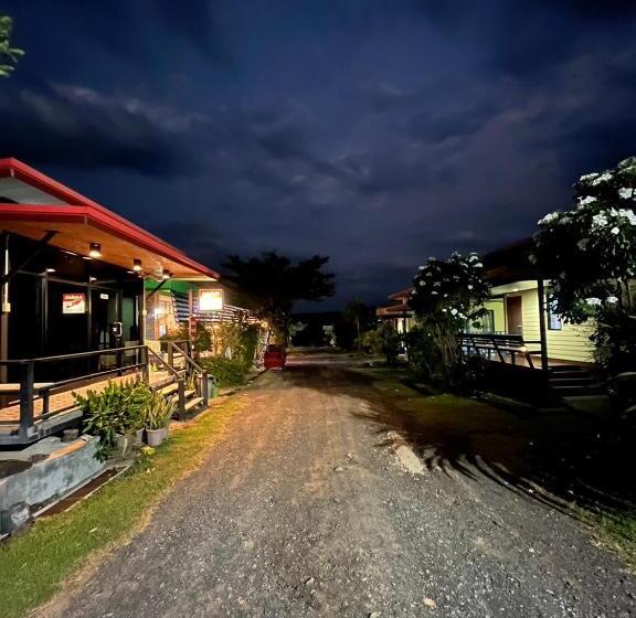 Hotel แป๊ะชวนชิมรีสอร์ท สาขา 2